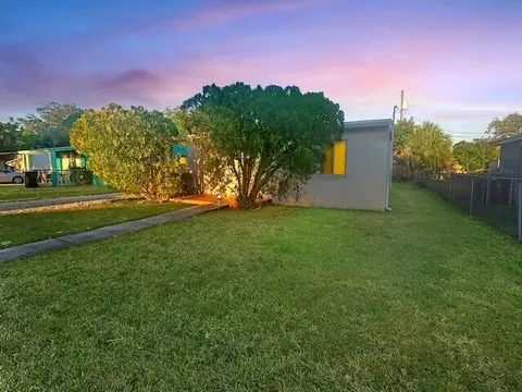 424 NW 15th Ave, Fort Lauderdale, FL 33311