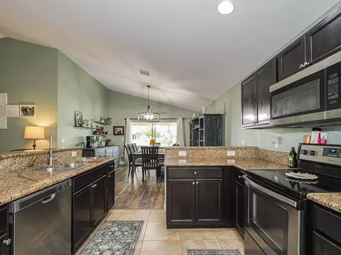 9322 Breakers Row, Fort Pierce, FL 34945 photo 4