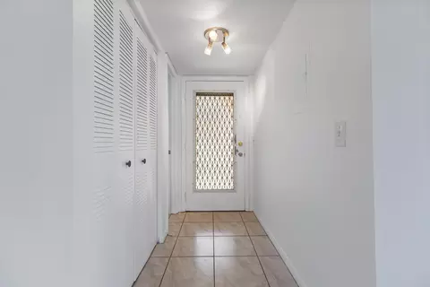 218 Capri E, Delray Beach, FL 33484 photo 6
