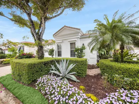 140 Sunset Bay Dr, Palm Beach Gardens, FL 33418