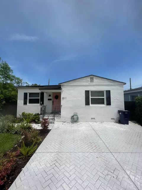 2811 SW 68th Ave, Miami, FL 33155