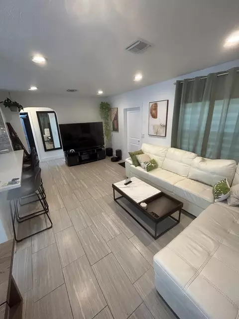 2811 SW 68th Ave, Miami, FL 33155 photo 13