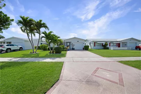 1311 SW 18th St, Boynton Beach, FL 33426