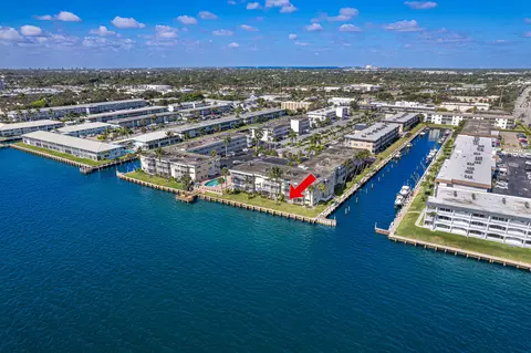 101 Doolen Ct #105, North Palm Beach, FL 33408