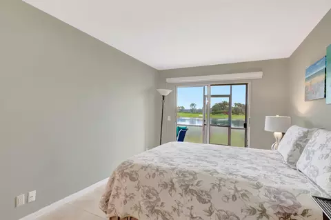 1083 Exeter E, Boca Raton, FL 33434 photo 19