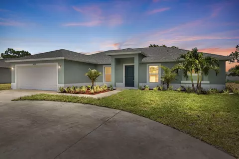 637 NW Bayshore Blvd, Port St Lucie, FL 34984