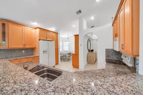 7315 Falls Rd E, Boynton Beach, FL 33437 photo 9