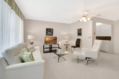 2043 Cambridge C, Deerfield Beach, FL 33442