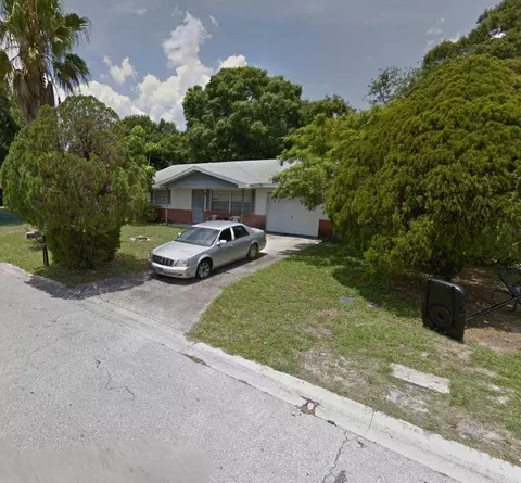 1418 16th St E, Bradenton, FL 34208