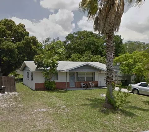 1418 16th St E, Bradenton, FL 34208 photo 2