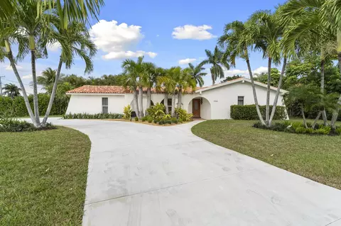 1441 Indian Rd E, Lake Clarke Shores, FL 33406