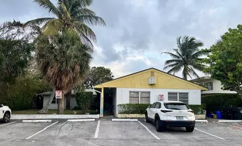 110 Cascade Ln #1, Palm Beach Shores, FL 33404