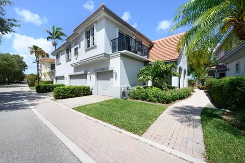 198 Evergrene Pkwy, Palm Beach Gardens, FL 33410