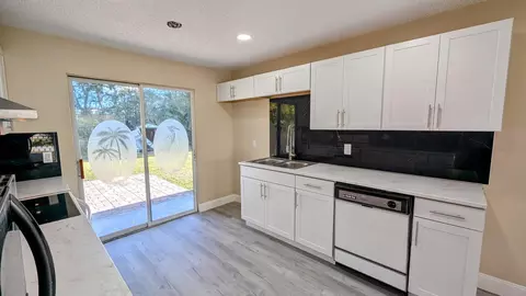 3741 SE Dixie Ross St, Stuart, FL 34997 photo 15