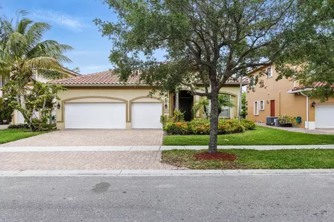 707 Cresta Cir, West Palm Beach, FL 33413