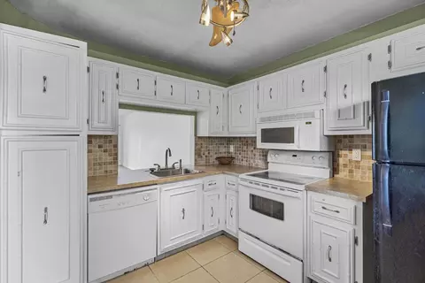 3905 N Nob Hill Rd #300, Sunrise, FL 33351 photo 7