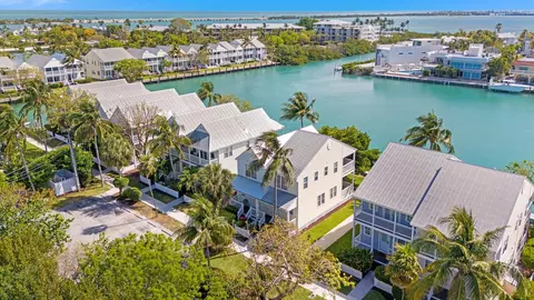 7051 Harbor Village Dr, Marathon, FL 33050