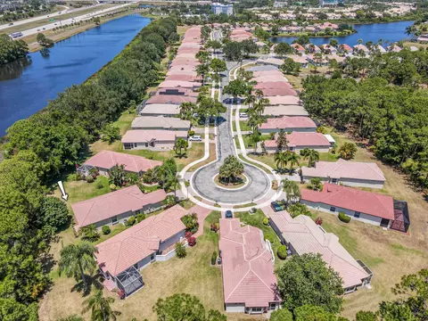 606 SW Treasure Cv, Port Saint Lucie, FL 34986