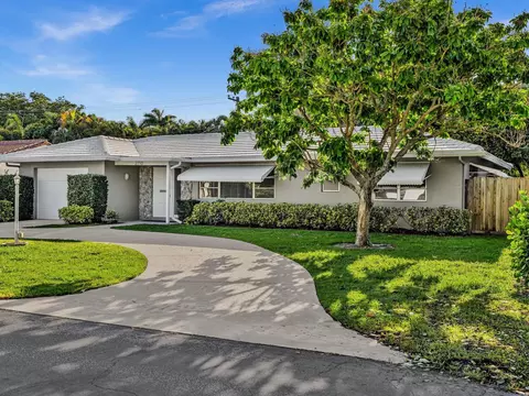 2710 SW 6th St SW, Boynton Beach, FL 33435