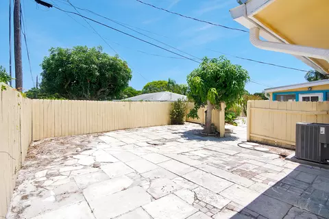 360 Saturn Ave, Tequesta, FL 33469 photo 28