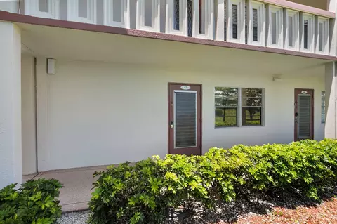 47 Preston B, Boca Raton, FL 33434 photo 2