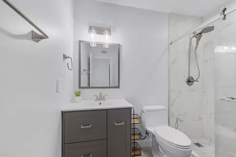 Bath - 234 Capri E, Delray Beach, FL 33484 photo 4 of 5