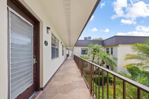 Entry Way - 234 Capri E, Delray Beach, FL 33484 photo 2 of 2