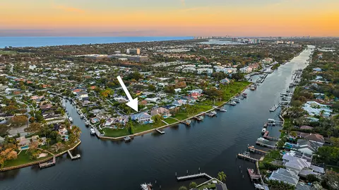 2177 Radnor Ct, North Palm Beach, FL 33408