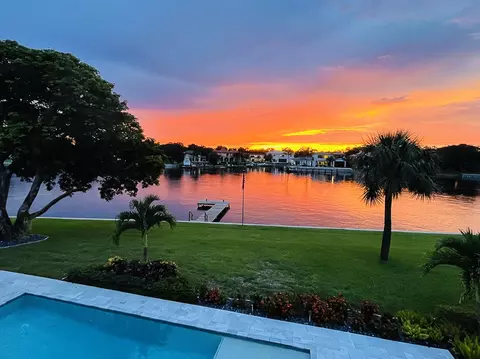 2177 Radnor Ct, North Palm Beach, FL 33408