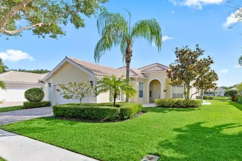 8457 Xanthus Ln, Wellington, FL 33414