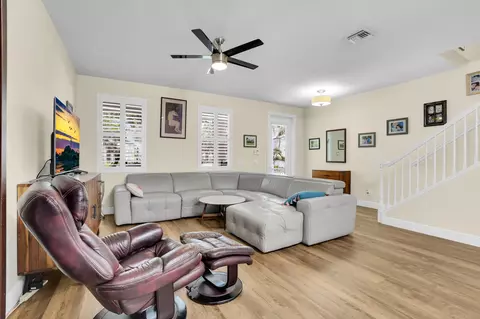 1466 Sunshine Dr, Jupiter, FL 33458 photo 11