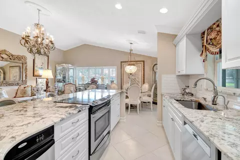 7780 Lake Champlain Ct, Delray Beach, FL 33446