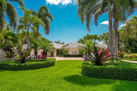16 E High Point Rd, Sewalls Point, FL 34996 photo 10