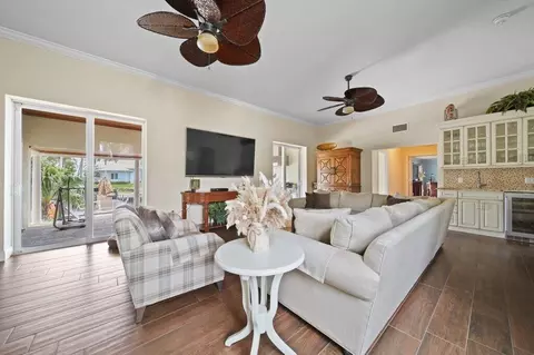 16 E High Point Rd, Sewalls Point, FL 34996 photo 29
