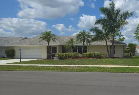 8205 Winnipesaukee Way, Lake Worth, FL 33467