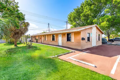 928 S H St #1, FL 33460