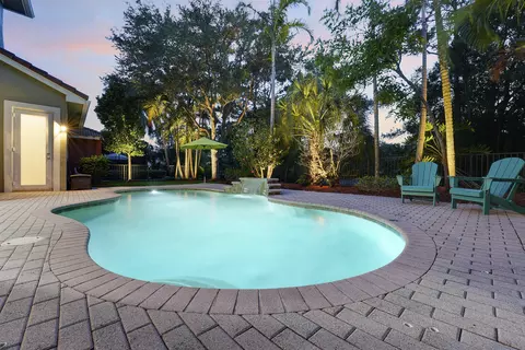 127 Via Castilla, Jupiter, FL 33458 photo 56