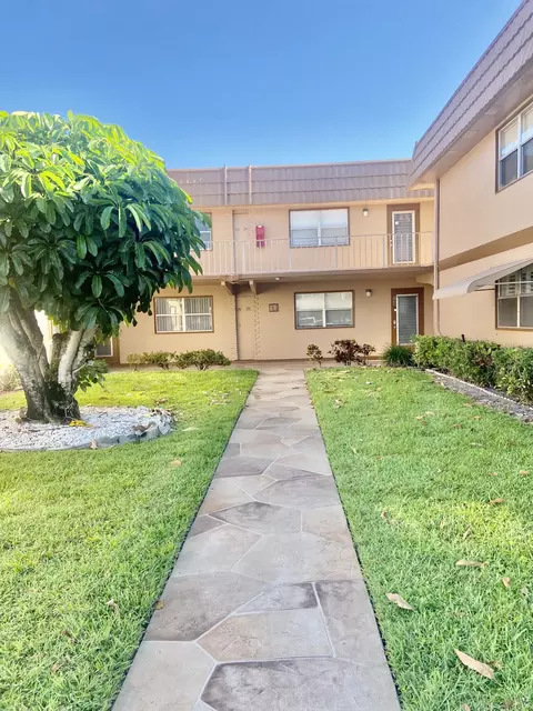 294 Brittany G, Delray Beach, FL 33446