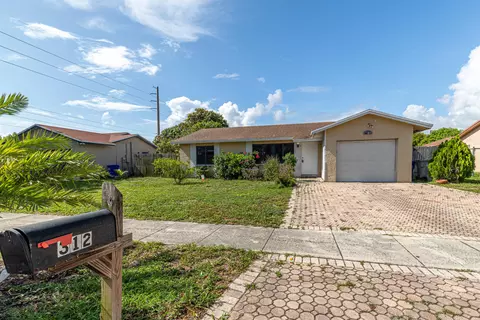 312 NW 18 Ct, Pompano Beach, FL 33060