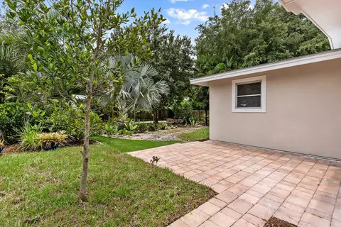 709 SW Bryant Ave, Stuart, FL 34994 photo 28