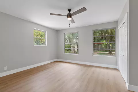 709 SW Bryant Ave, Stuart, FL 34994 photo 24