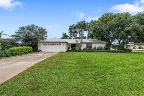 4430 Daffodil Cir N, Palm Beach Gardens, FL 33410