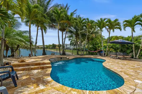 9580 Phipps Ln, Wellington, FL 33414