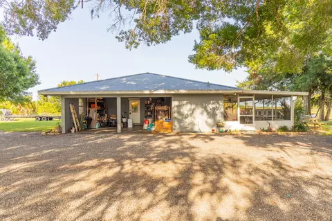 1450 SW 28th St, Okeechobee, FL 34974 photo 3