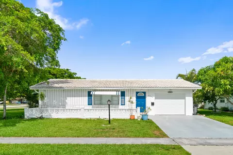 2203 Campanelli Blvd, Boynton Beach, FL 33426