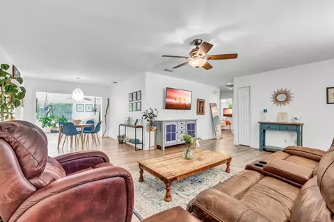 715 SE Alamanda Way, Stuart, FL 34996 photo 8