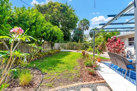 715 SE Alamanda Way, Stuart, FL 34996 photo 23