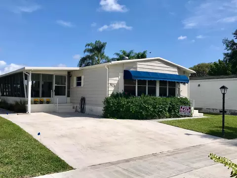 3523 NW 67th St, Coconut Creek, FL 33073