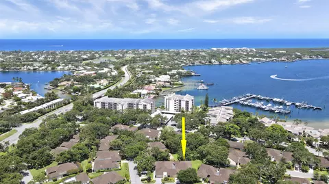 11337 Briarwood Pl, North Palm Beach, FL 33408