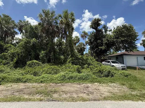 16459 Bauers Ave, Port Charlotte, FL 33954